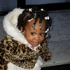 Meet your Posher, Charisse